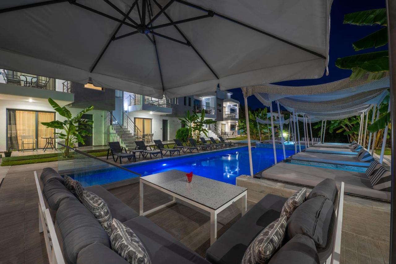 Adonis Luxury Village Pefkochori Exterior photo